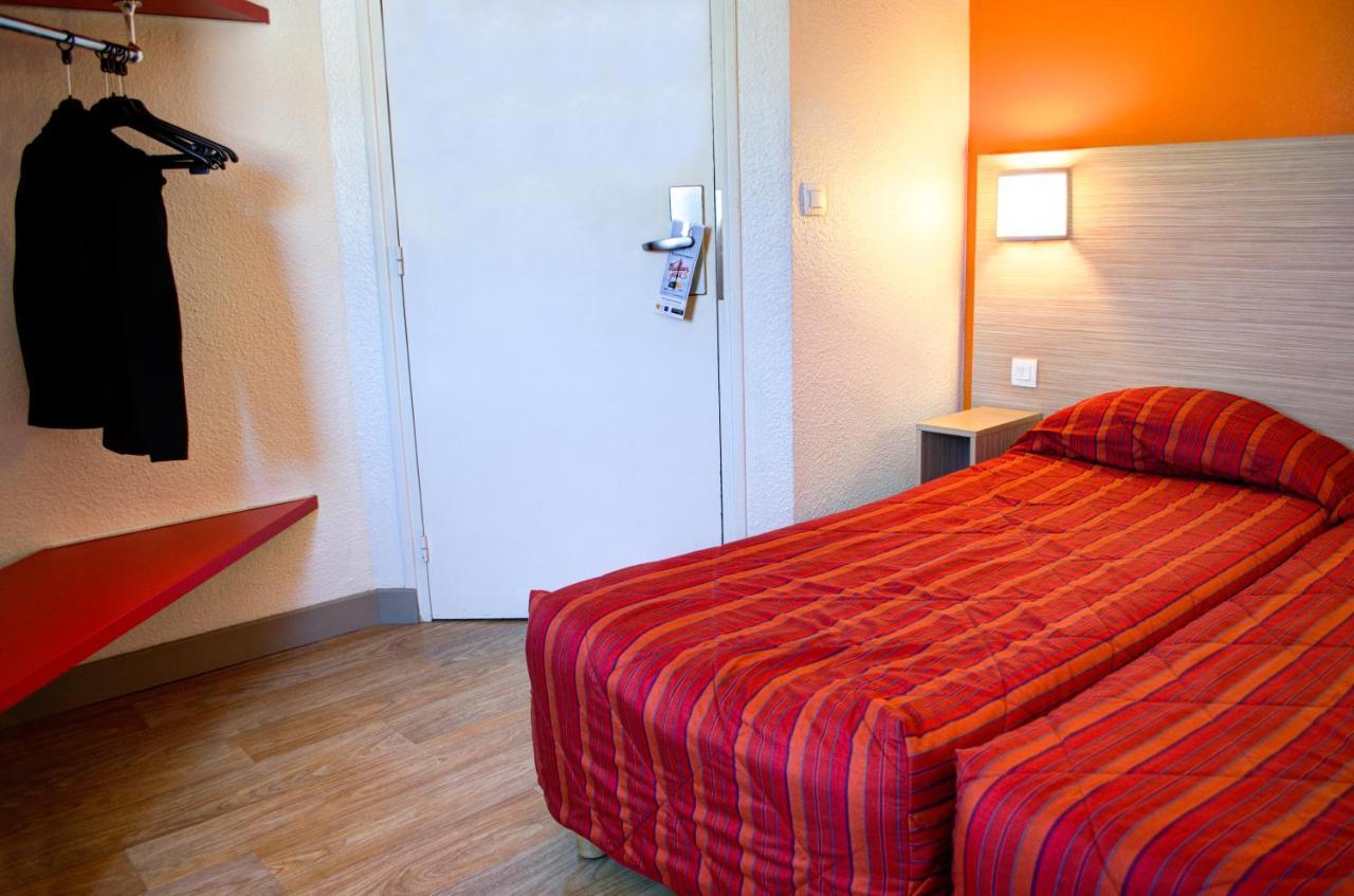 Heco Calais Centre-Gare Hotel Buitenkant foto